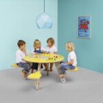 Kindermöbel | hochwertig | Spieltisch | Tisch | Kindergartenmöbel | Kindergartenausstattung | Holz | made in germany | Kindersitzgruppe | Höhenanpassung | Spielecke | nachhaltig | timkid